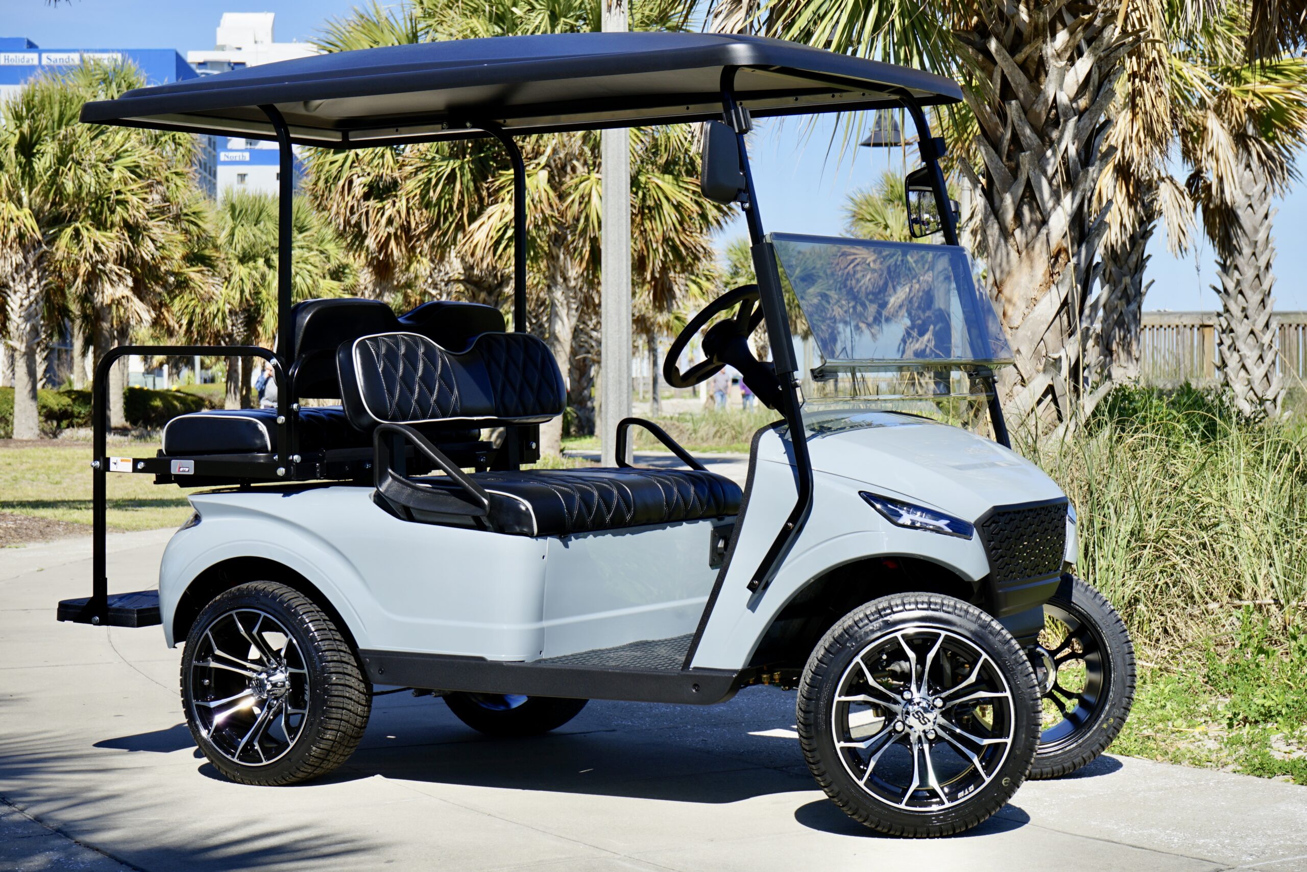 2026 NAVITAS X4 STORM - CEMENT GREY NON-Lifted